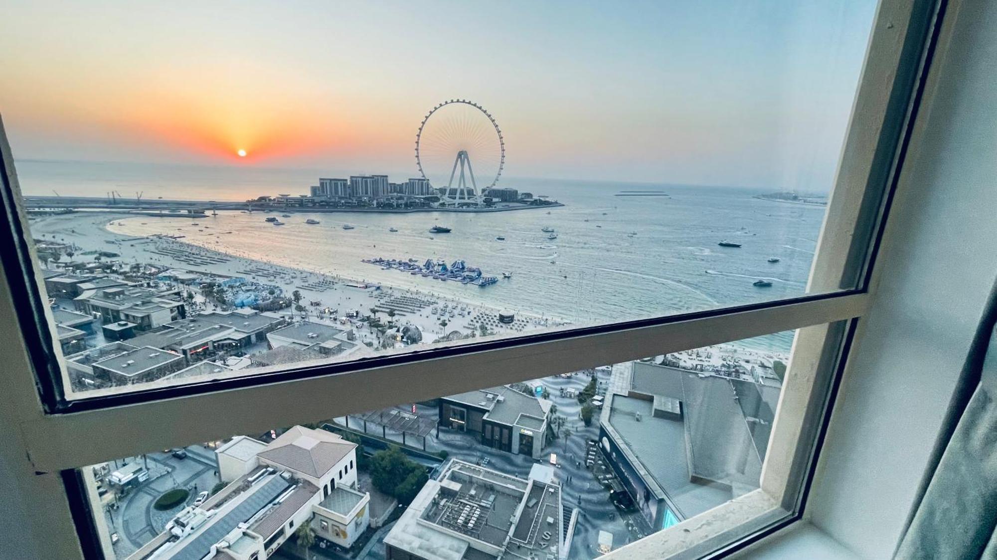 Jbr Beachfront Luxe Apartment All Rooms Sea Facing Dubai Eksteriør billede