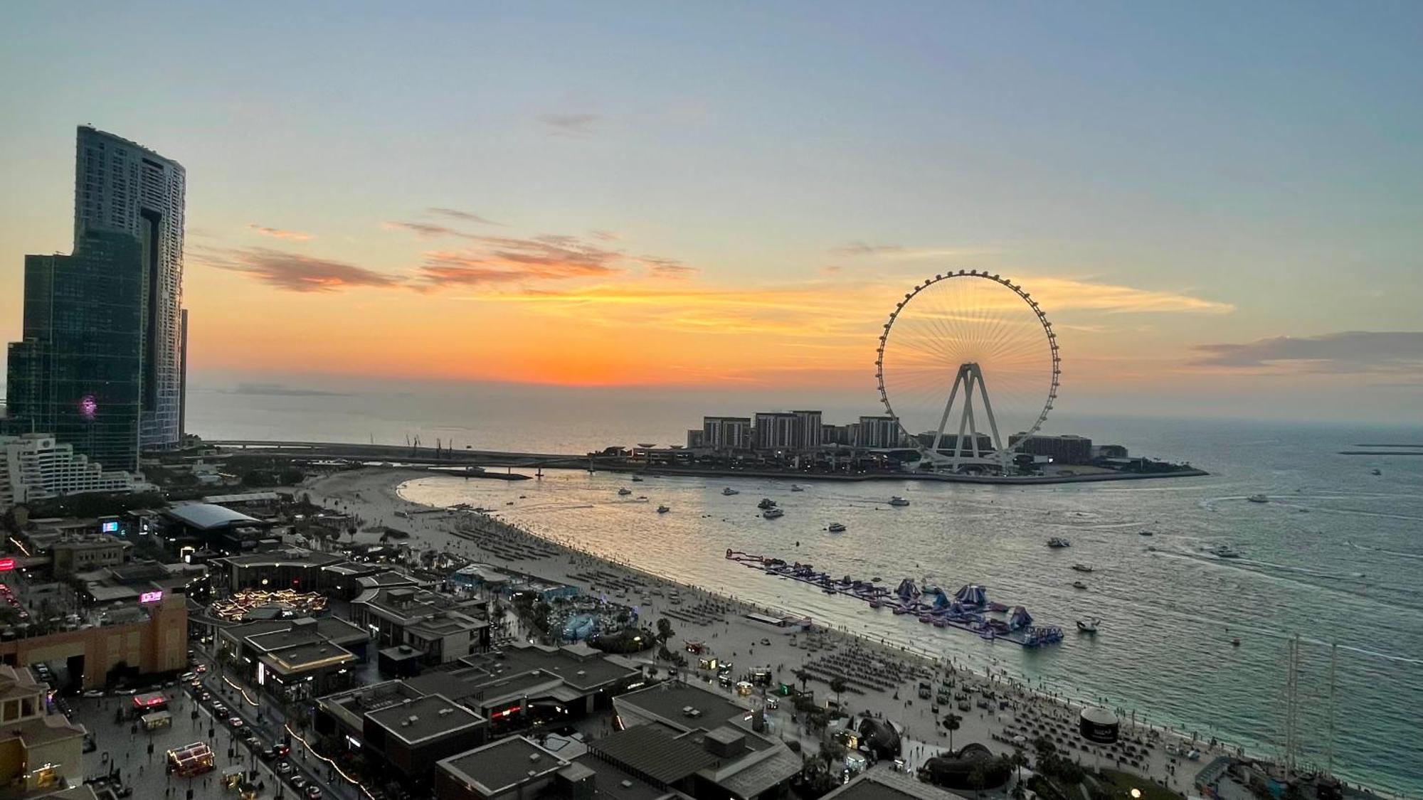 Jbr Beachfront Luxe Apartment All Rooms Sea Facing Dubai Eksteriør billede